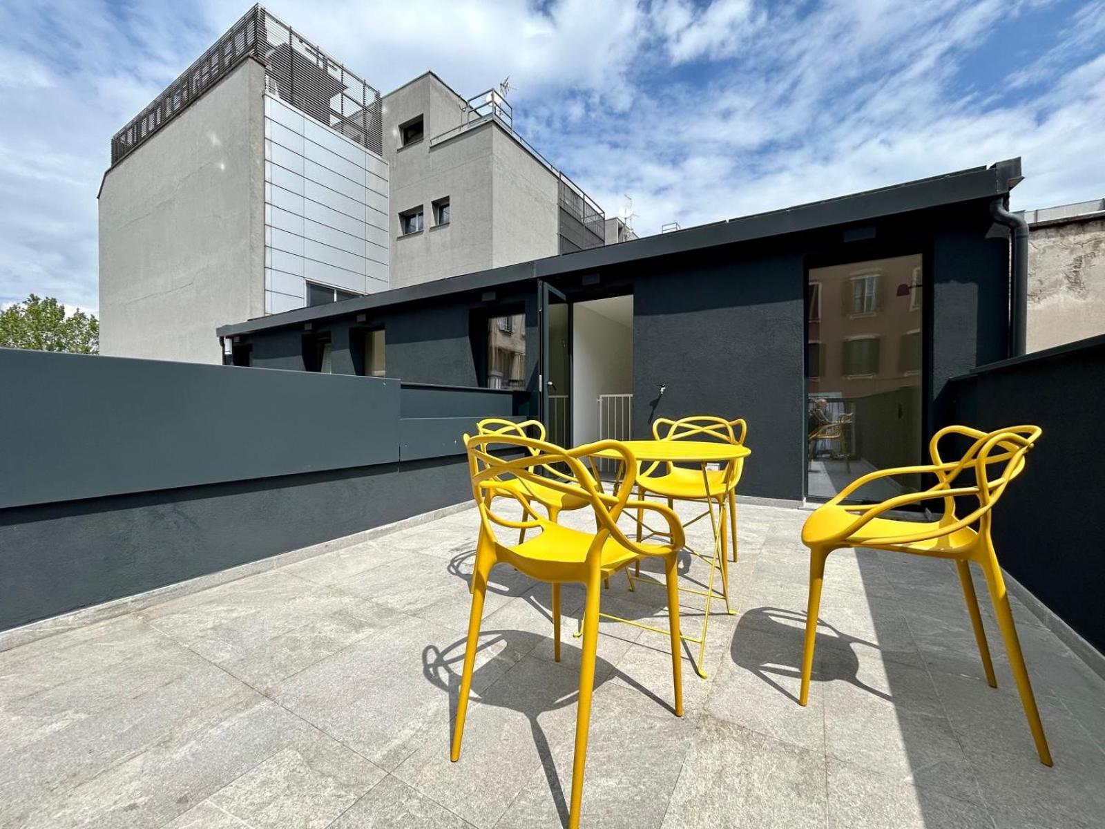 Kibilu Luxury Apt With Terrace, Isola District And Near Garibaldi Station Milan Bagian luar foto
